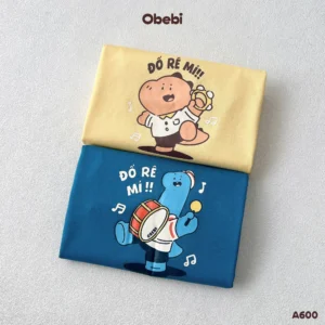 A600 – Áo Thun Trẻ Em Cộc Tay Mùa Hè Họa Tiết Đội Cổ Vũ Khủng Long Obebi
