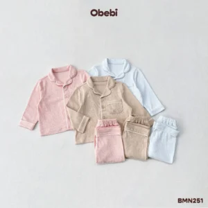 BMN251 – Bộ Pyjama Trẻ Em Thu Đông Gân Sọc Mềm Mại Thêu Túi Obebi