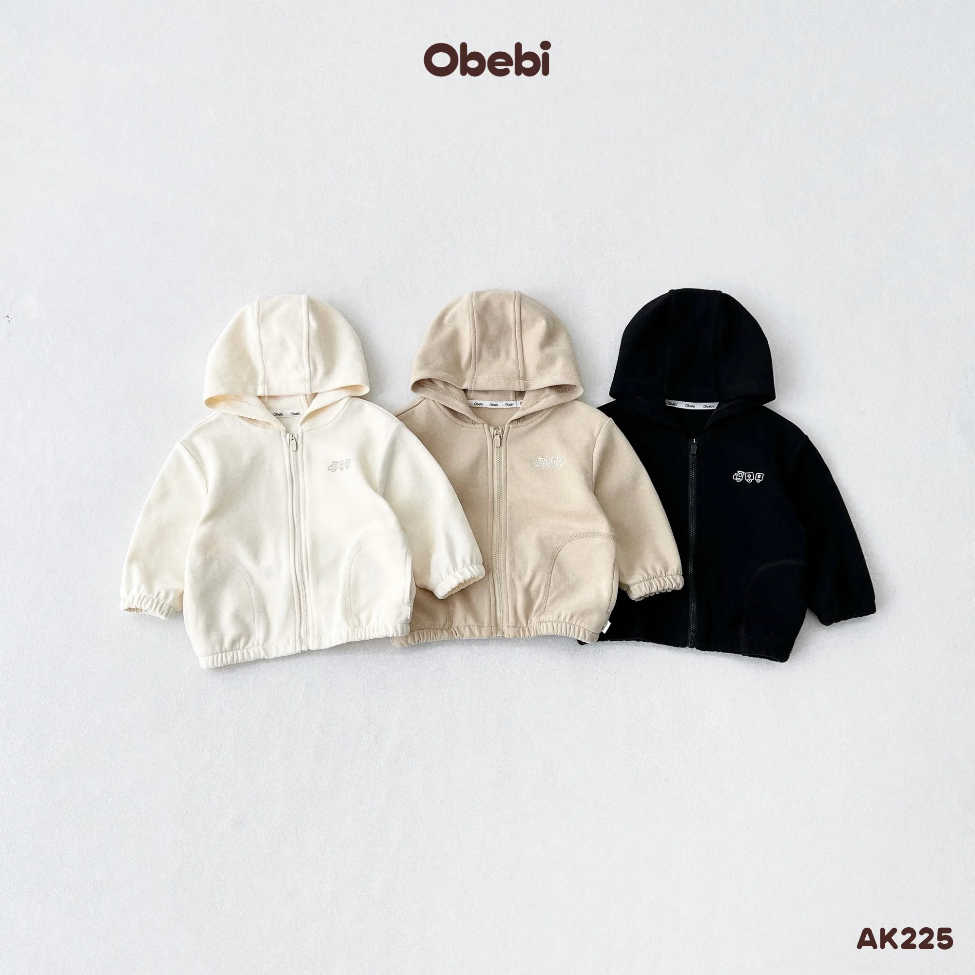 AK225 – Áo Khoác Nỉ Trẻ Em Thu Đông Hình Thêu Dễ Thương Obebi
