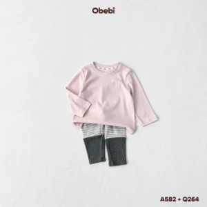 Q264 – Quần Legging Trẻ Em Thu Đông Kẻ Ngang Phối Gấu Vải Gân Obebi