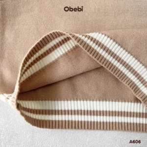 A606 – Áo Len Gile Trẻ Em Thu Đông Patch Thêu Obebi