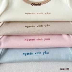 BMN259 – Bộ Mặc Nhà Trẻ Em Thu Đông Phối Viền Nổi Bật Cùng Hình In Ngực Dễ Thương Obebi