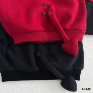 AK242 – Áo Khoác Trẻ Em Thu Đông Sừng Quỷ Nhỏ Obebi