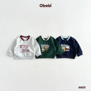 A603 – Áo Dài Tay Raglan Trẻ Em Thu Đông Cổ Tim Hình In Nhân Vật Thương Hiệu Obebi