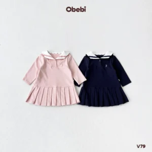 V79 – Váy Xếp Ly Dài Tay Trẻ Em Thu Đông Cổ Thủy Thủ Obebi