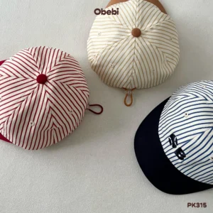 PK315 – Mũ Lưỡi Trai Kẻ Trẻ Em Thu Đông Phối Màu Thêu Chữ Obebi